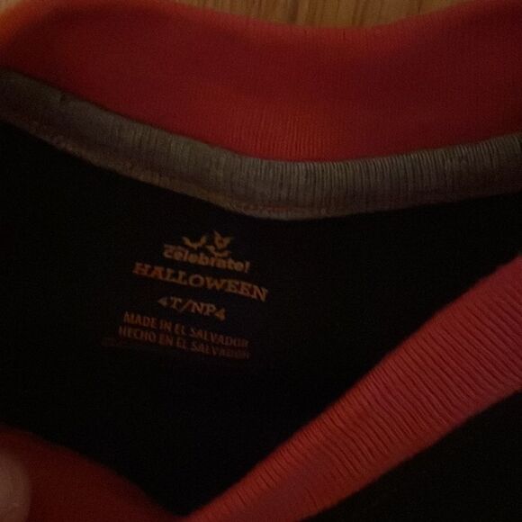 Happy Halloween shirt 🎃 - Picture 2 of 4